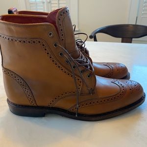 Allen Edmonds men’s boots 8.5.